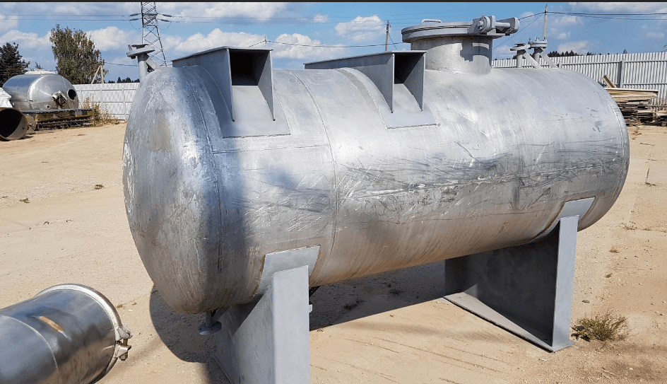 Емкость 2,3 куб.м. горизонтальная