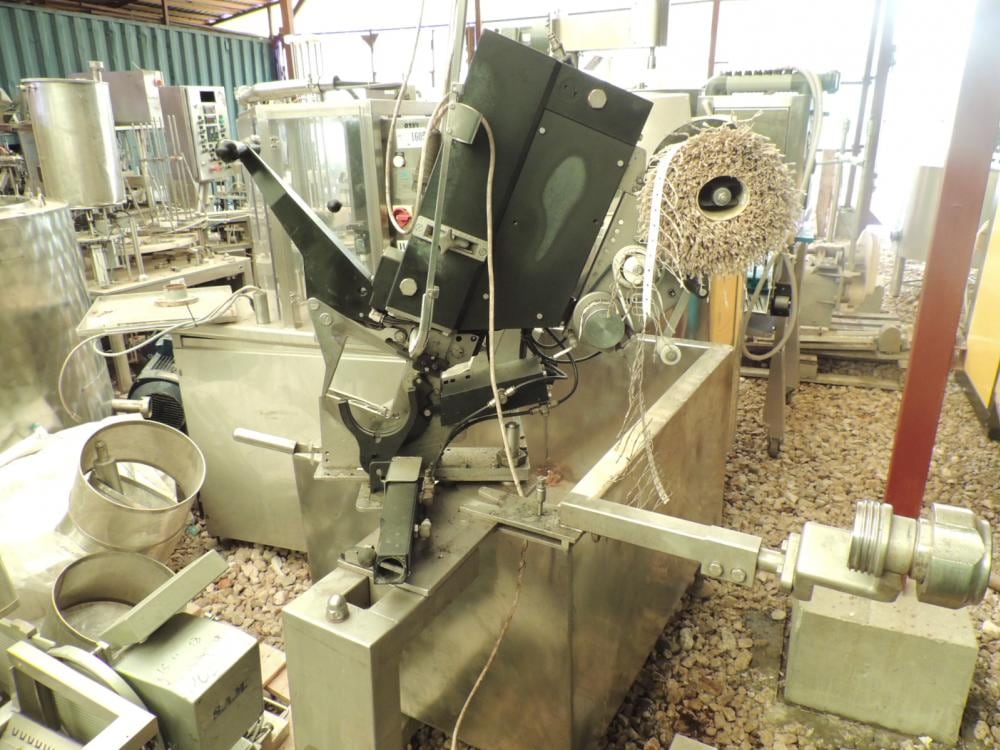 Клипсатор POLI CLIP