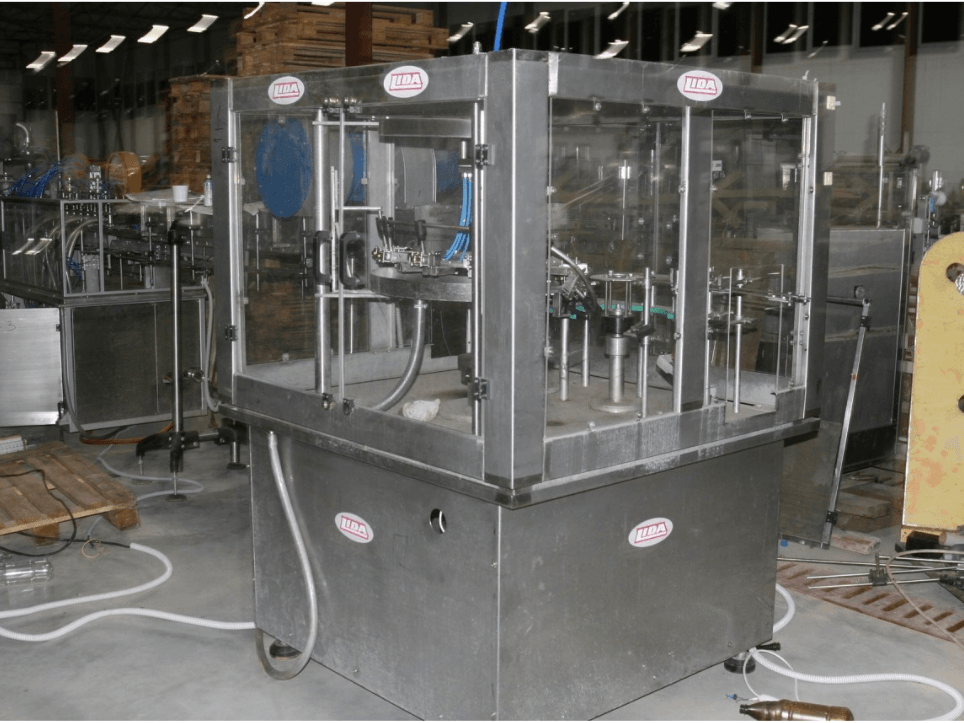 Линия розлива в ПЭТ 3000 бут/час объемом 1л.