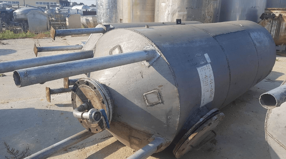 Емкость 3,6 куб.м. коническое дно