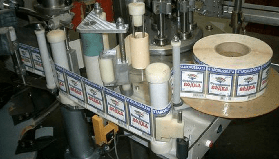 Аппликатор на стеклянные и пластиковые бутылки