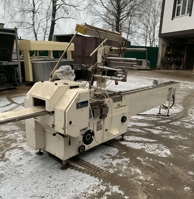Горизонтальный упаковщик флоупак Cavanna инв.4257