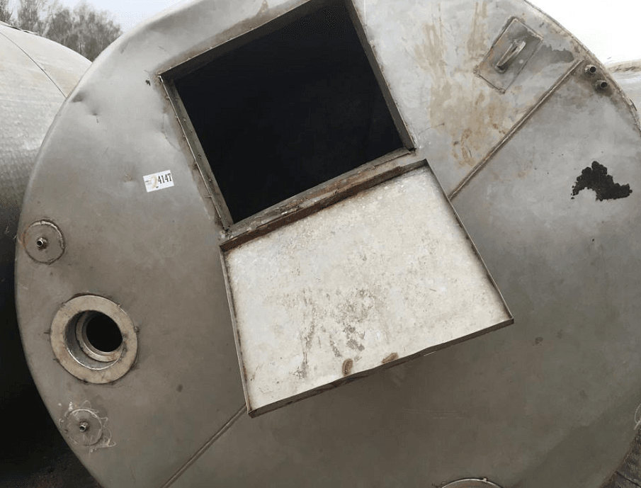 Емкость В2-ОМЗ 6м3 квадратный люк сверху инв.4147