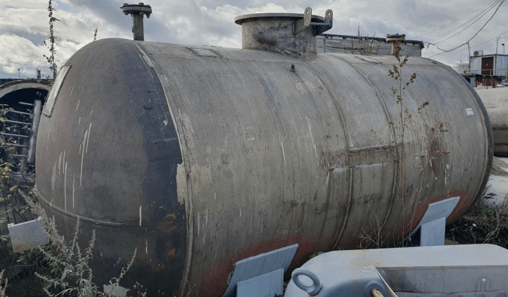 Емкость 6 куб.м. - 3,4м общая длина