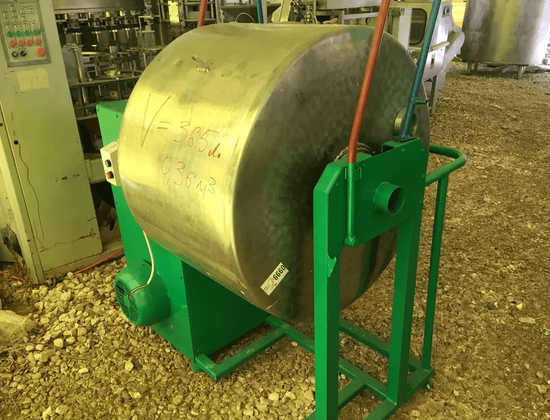 Маслобойка 350 литров инв.6660