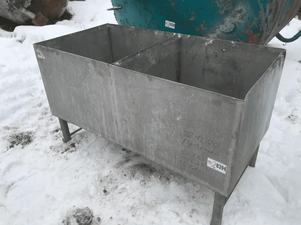 Мойка двухсекционная 380л инв.8394