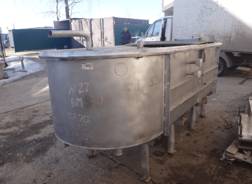 Ванна закрытого типа 3500л инв.9278