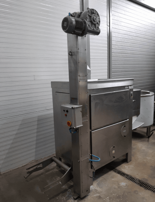 Шпигорезка Velati Cubettatrice continua