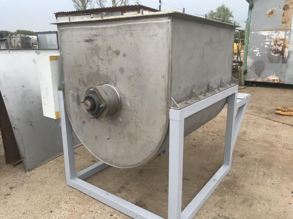 Смеситель сыпучих продуктов 2000л инв.7199