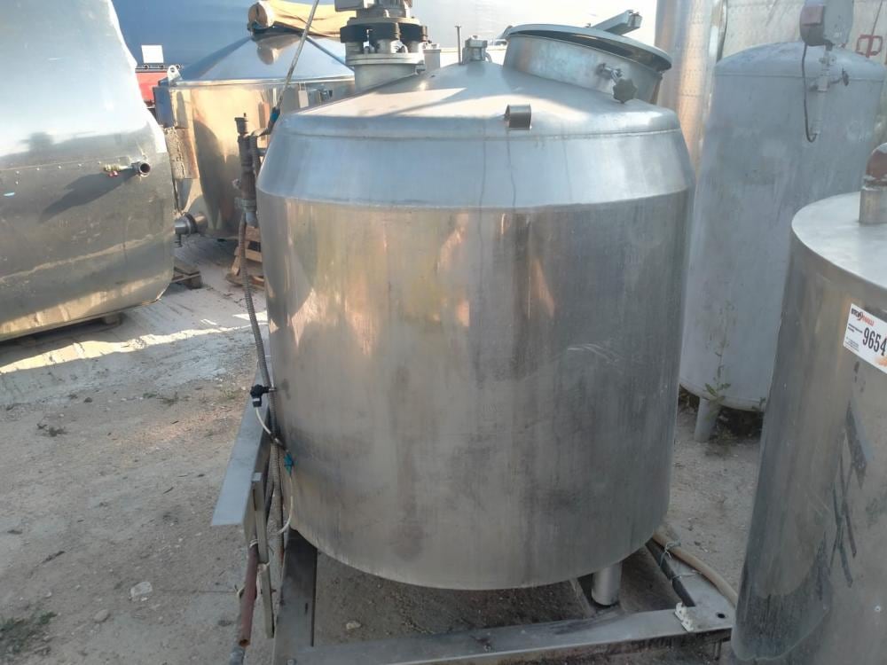 Емкость 1500л инв.9661