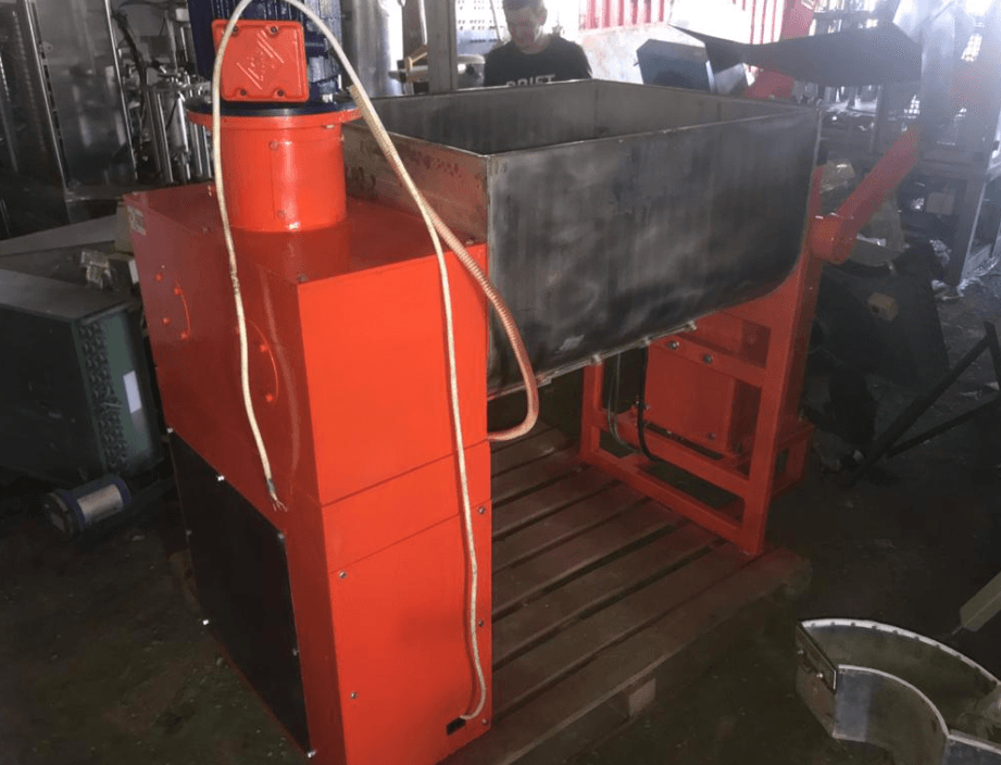 Фаршемешалка 335 л с подьемником инв.6635