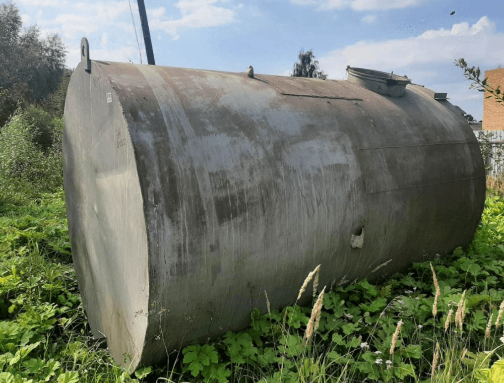 Емкости горизонтальные объем 11 куб.м.