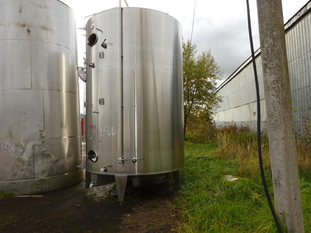 Емкость 25 куб.м. двухсекционная