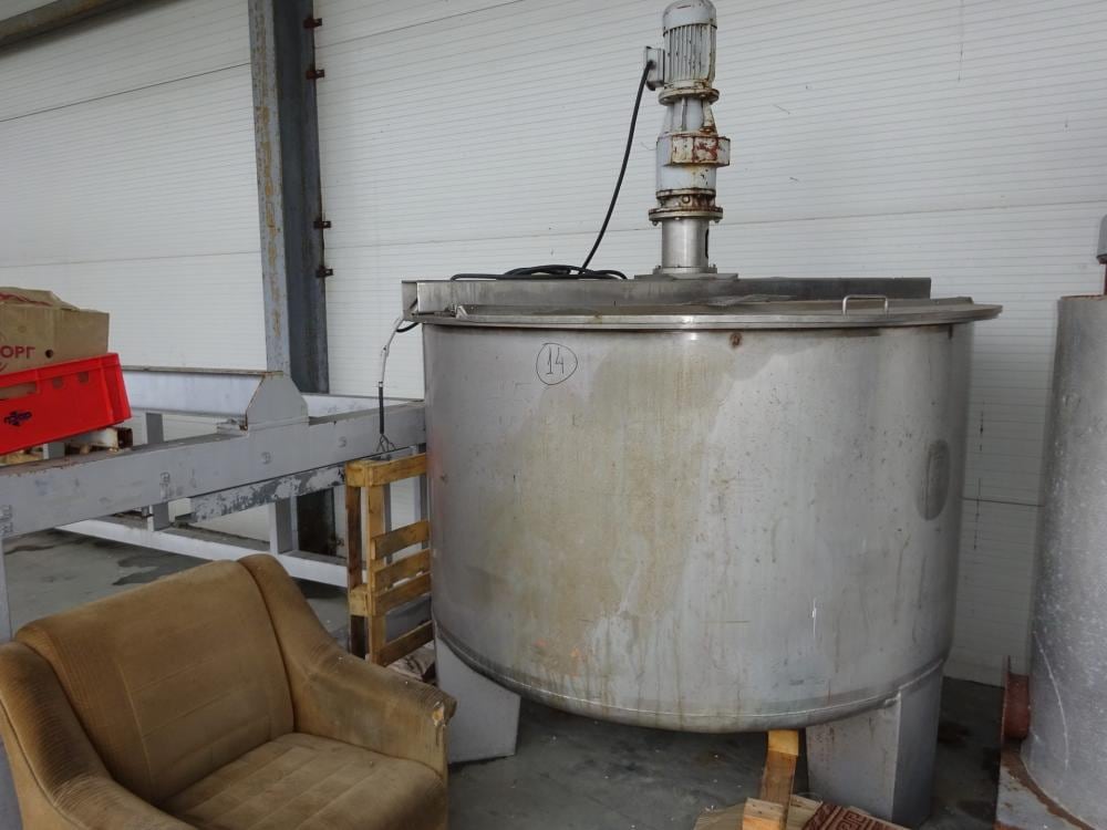 Емкость с мешалкой 4м3