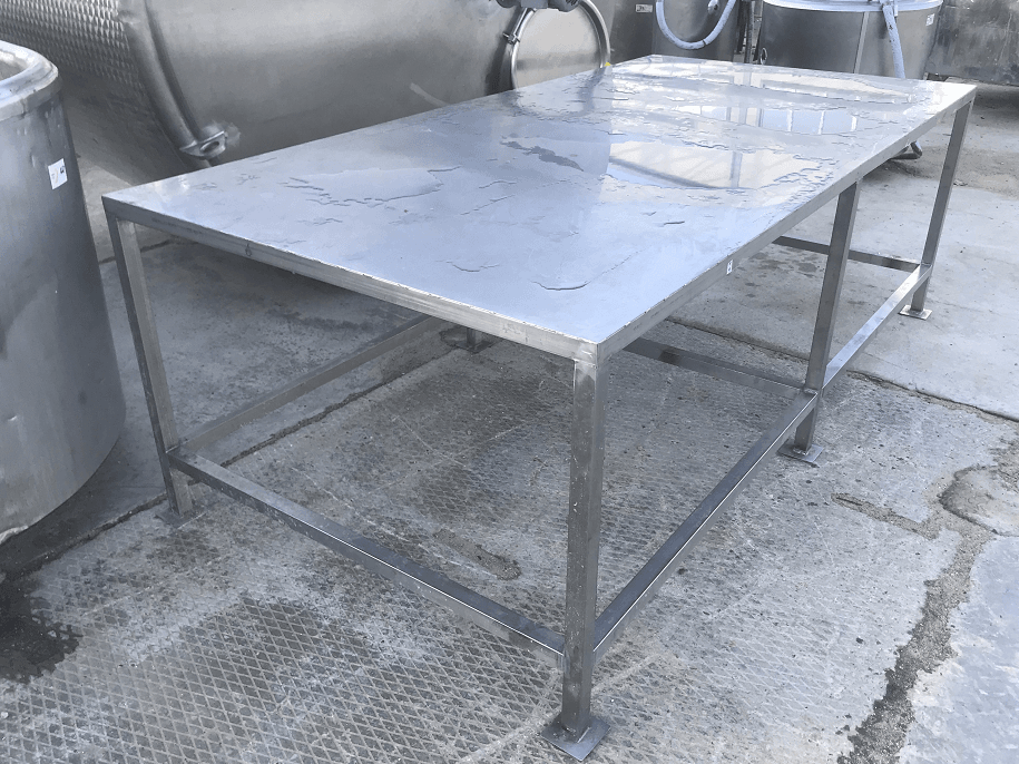 Стол большой нерж. длина 2,5м инв.7691