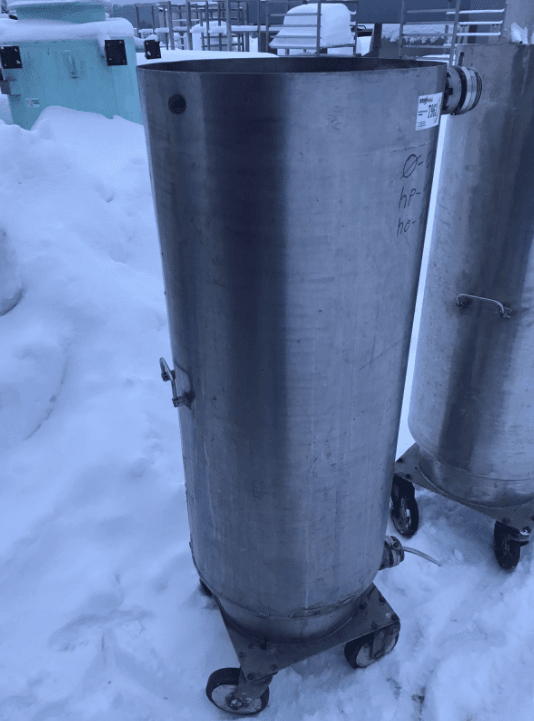 Емкость 200л на колесиках инв.7963