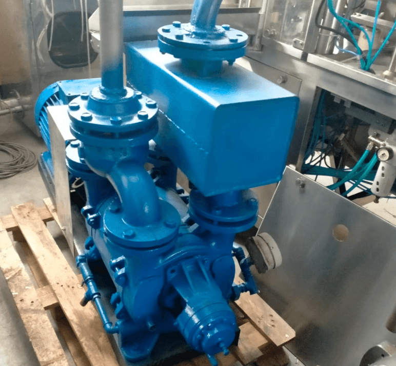 Насос вакуумный 350 куб инв.8014