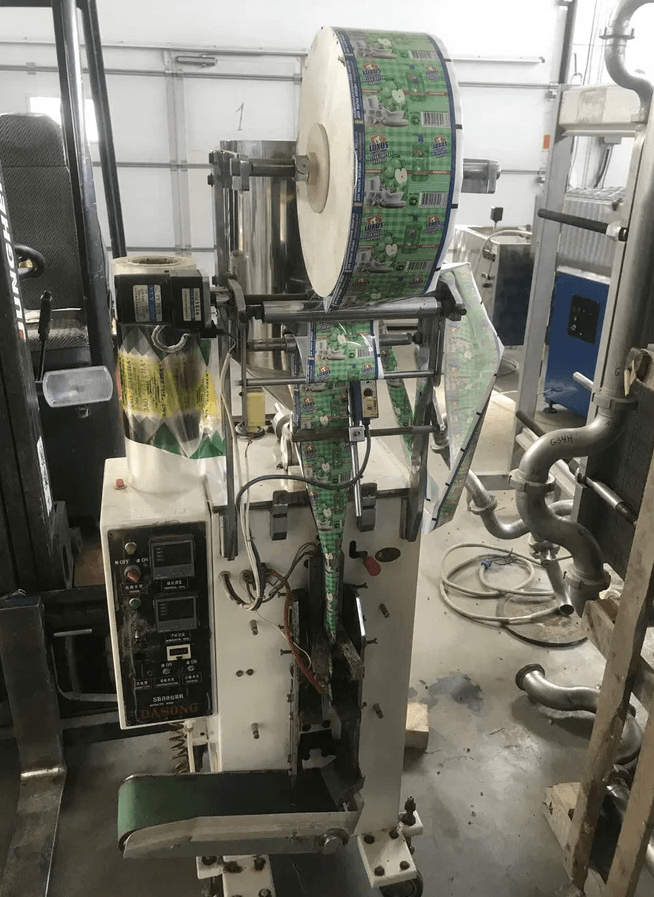 Фасовщик жидких продуктов инв.6880