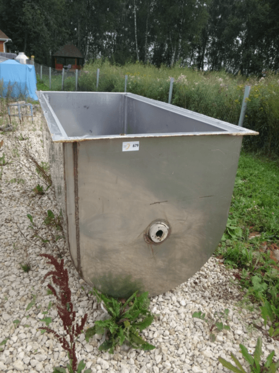 Ванна 2000л инв.679