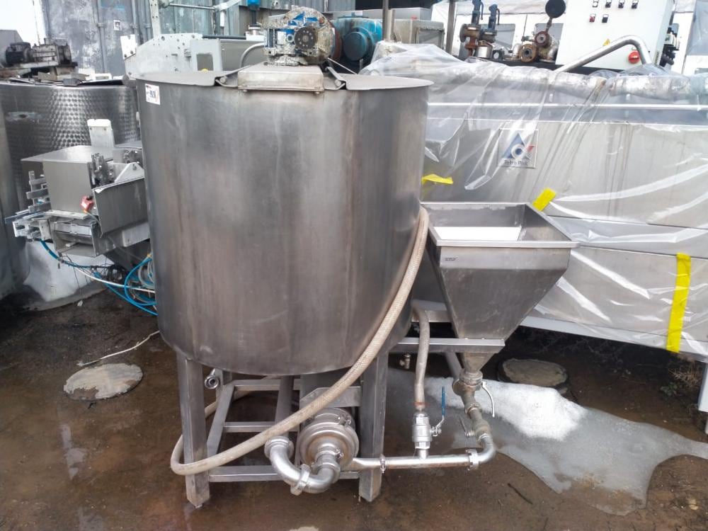 Емкость рассольная 600л инв.9038