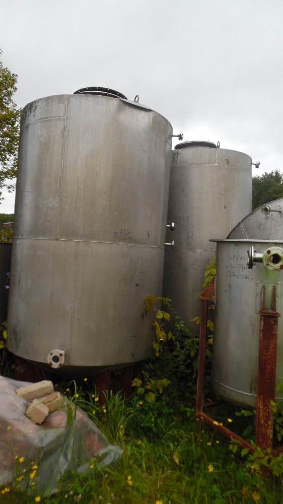 Емкость 4м3 .нерж коническое дно е.1959