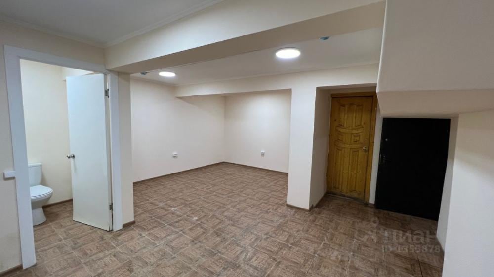 Помещение свободного назначения 35 м2 на  Дербеневке.