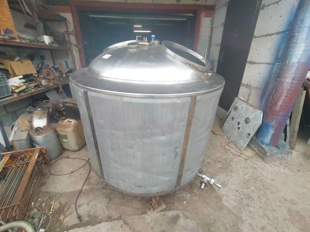 Емкость с рубашкой 1000л инв.9312