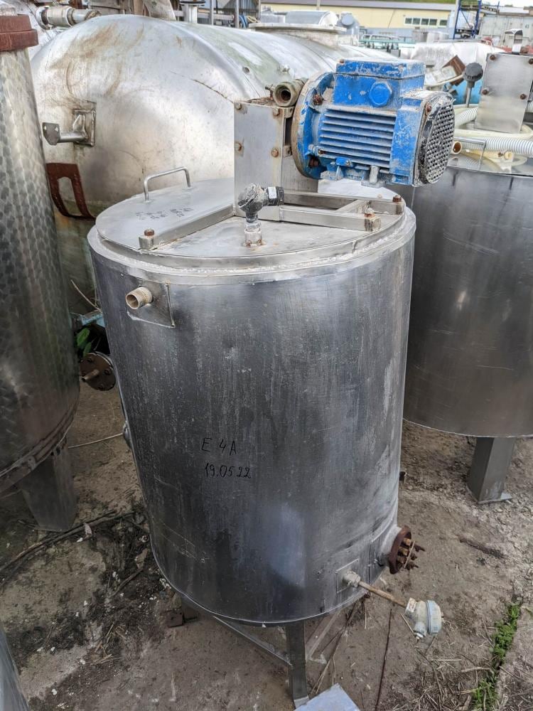 Емкость 120л нержавейка с рубашкой и мешалкой е.1932