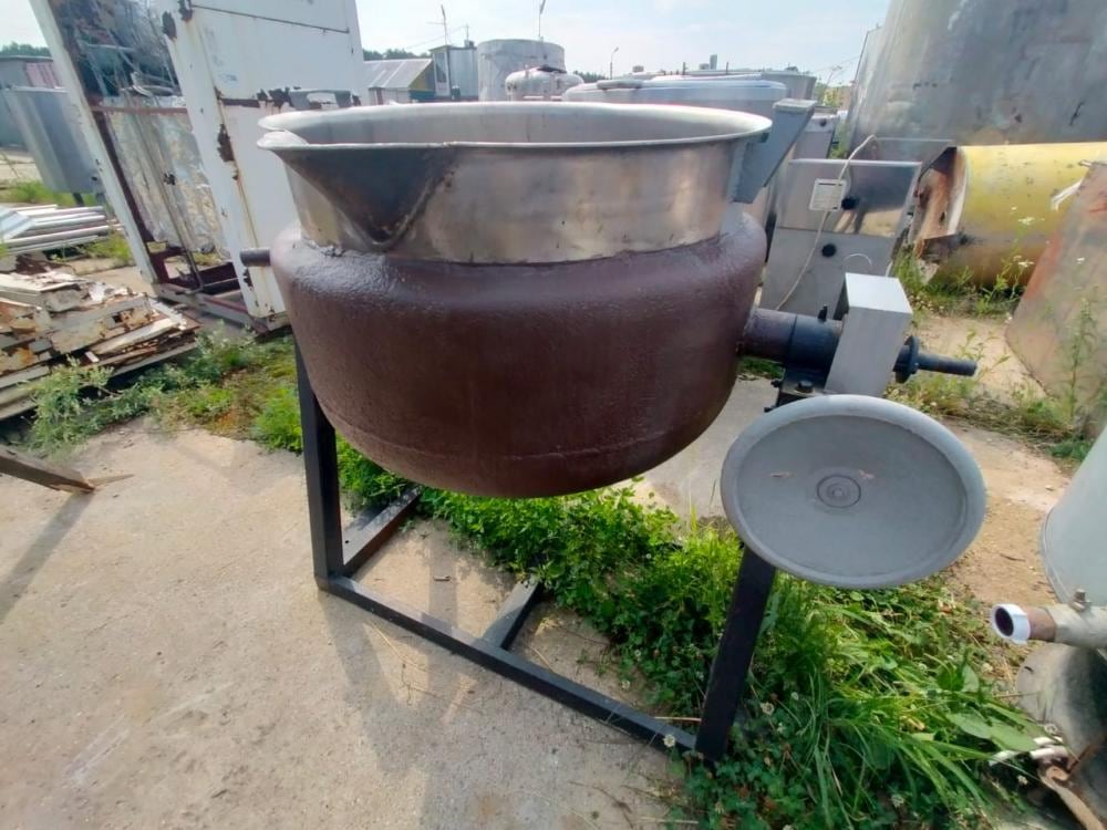 Котел опрокидывающийся 250л инв.7661