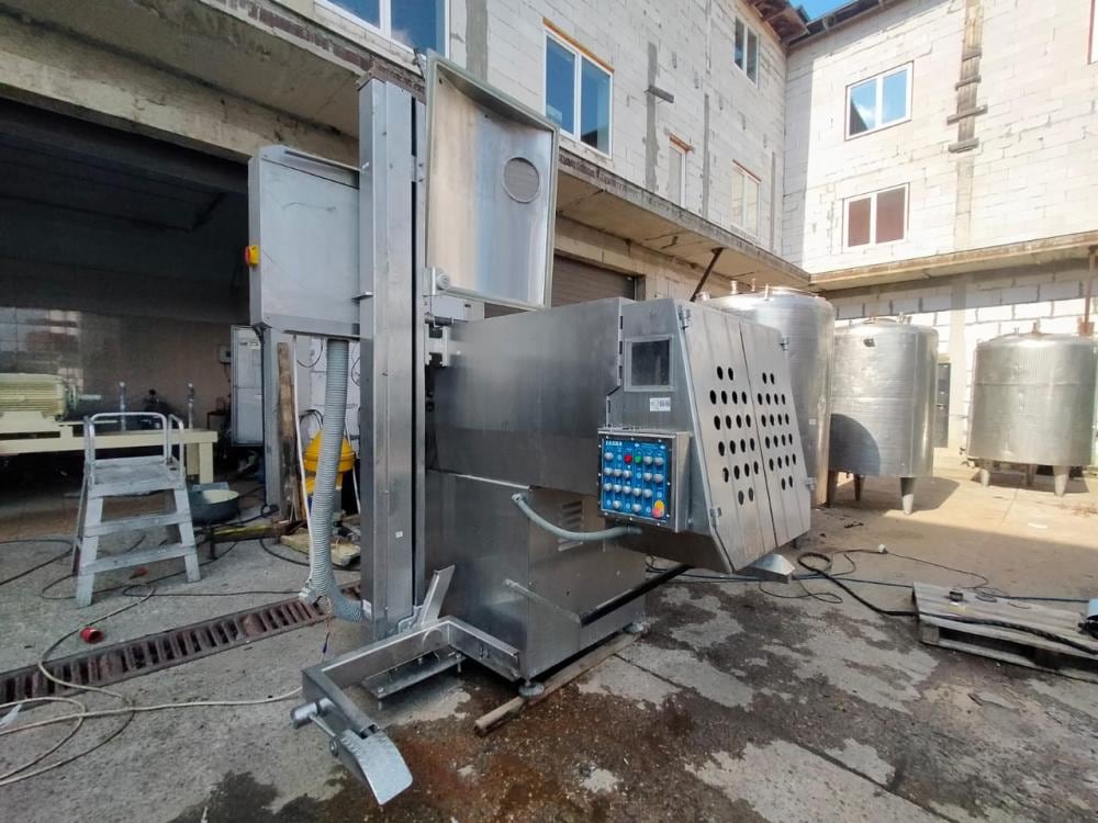 Фаршемешалка вакуумная LASKA 800л инв.8646