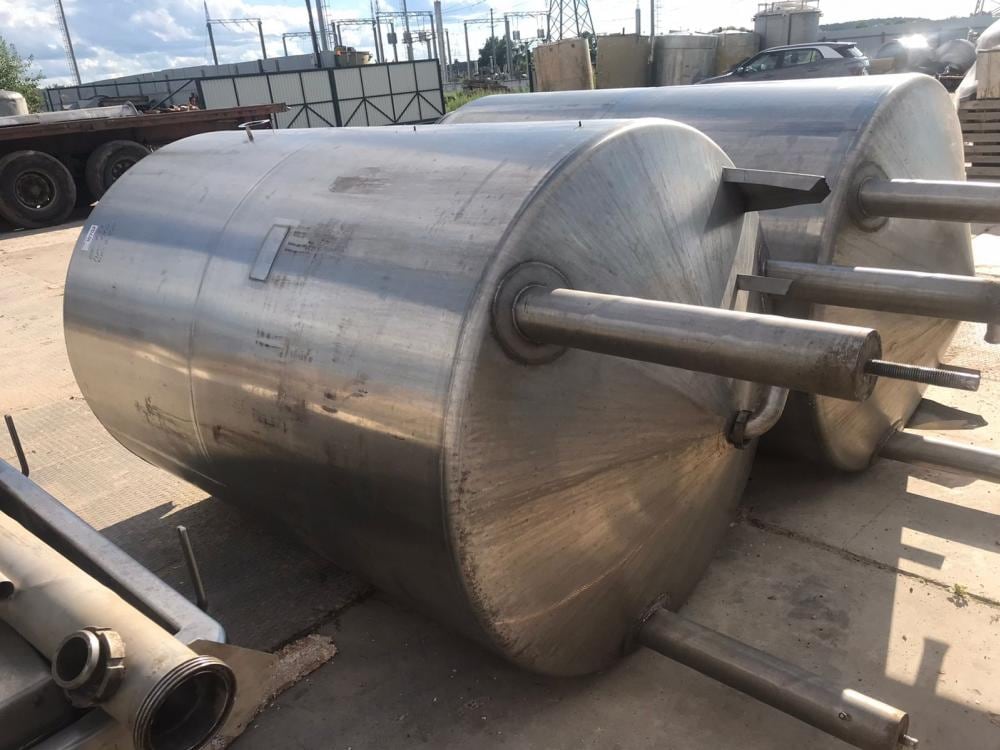 Емкость 3100л инв.10702