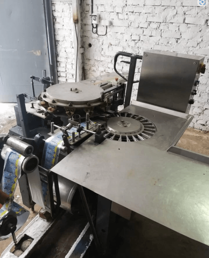 Заверточный автомат М6-ОЗБ Фаса