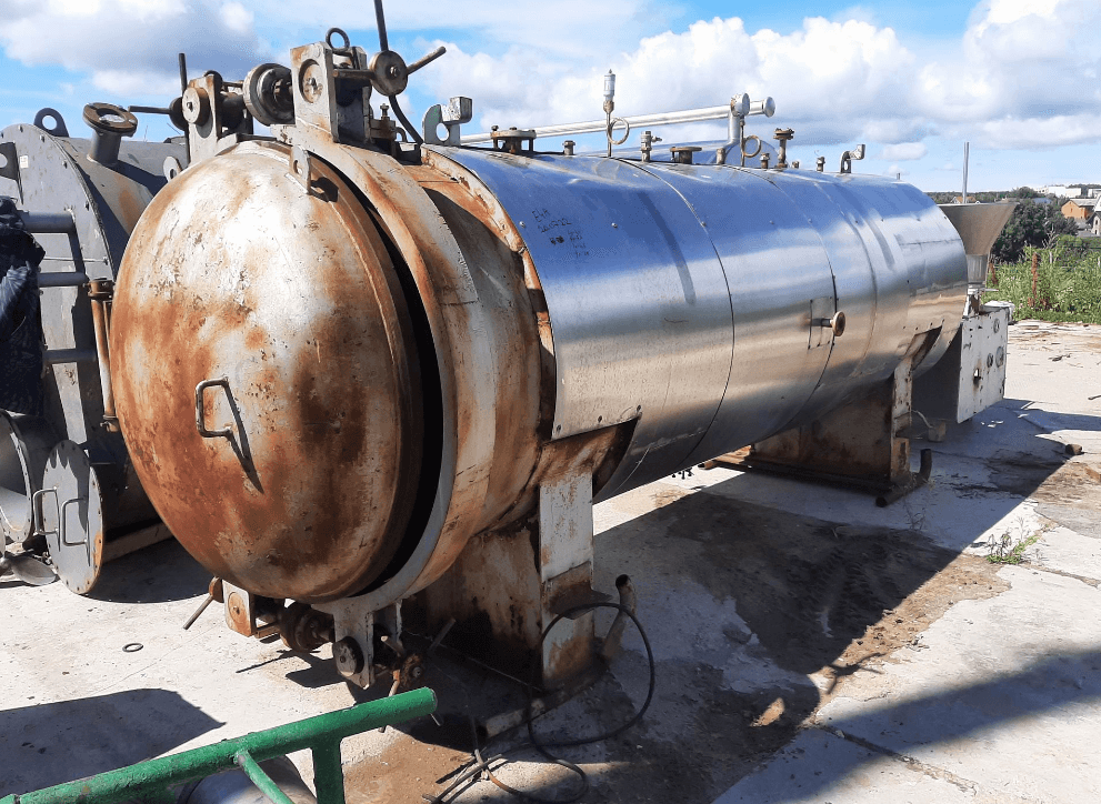 Автоклав стальной, горизонтального исполнения е.2032