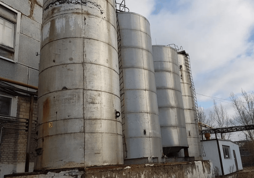 Емкость В2-ОХР-50