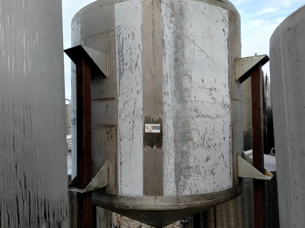 Емкость 2м3 с конусом инв.8946