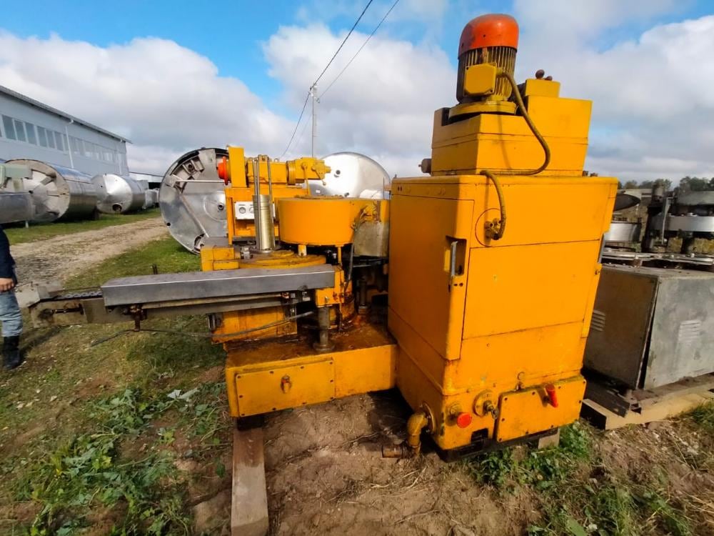 Закатка жестяной банки Б4-КЗК-84 инв.9157