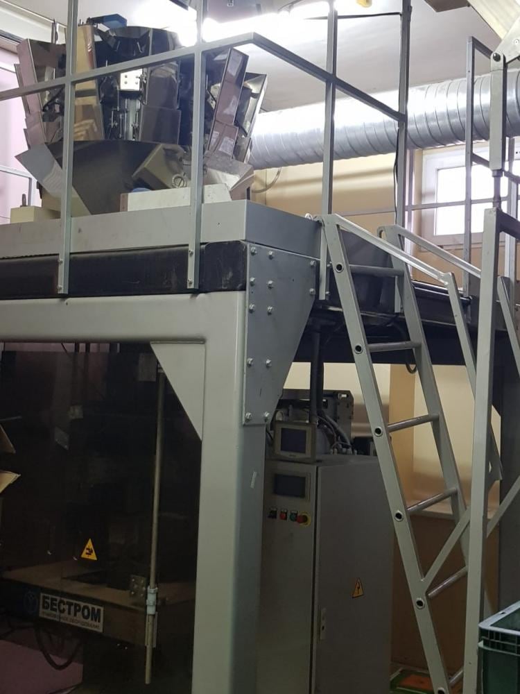 Фасовочный автомат сыпучих Бестром с мультиголовой yamato