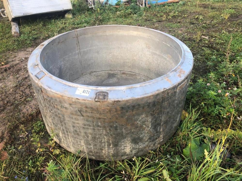 Емкость 600л инв.8171