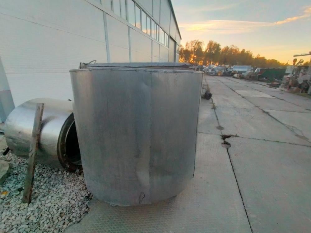 Ёмкость 1200л инв.8638