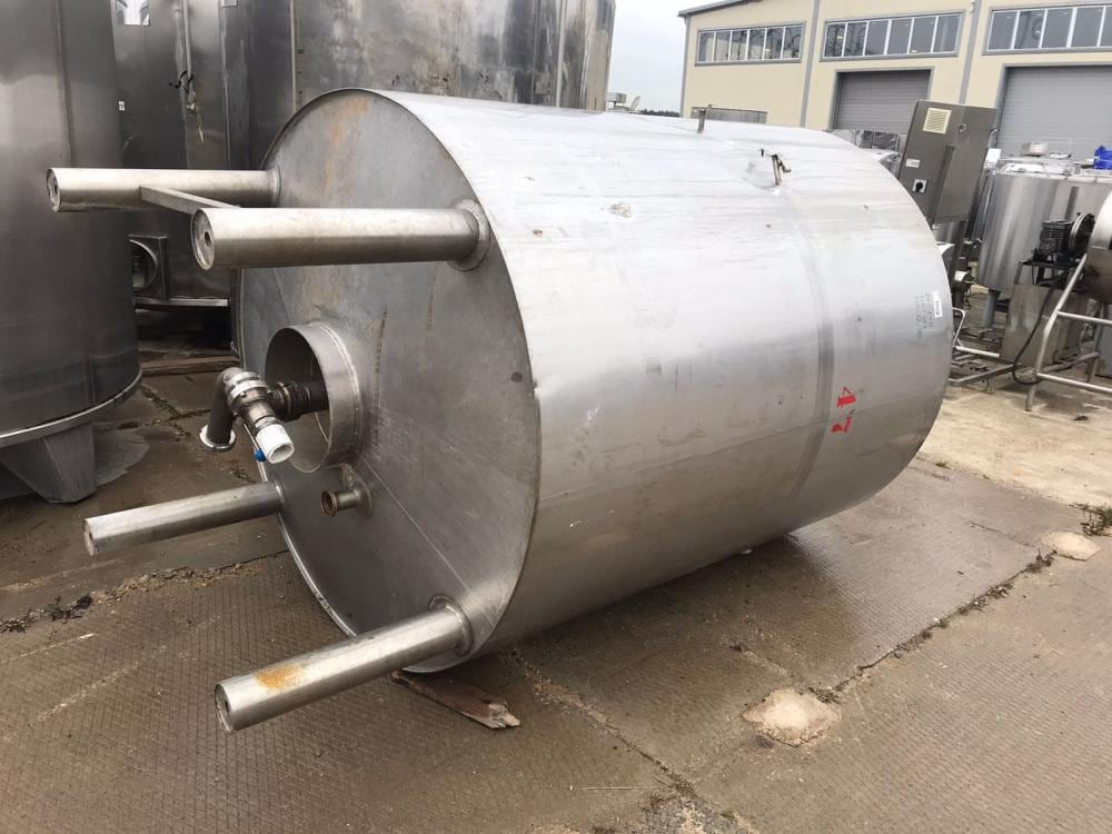Емкость с рубашкой 3200л инв.11126
