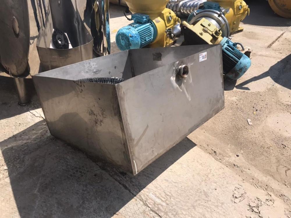 Накопительный бак 100 л инв.10615