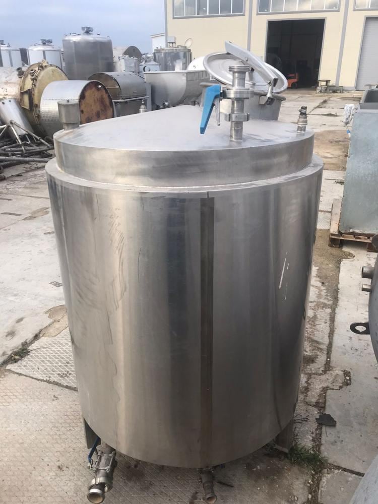 Емкость термос 700л инв.11162