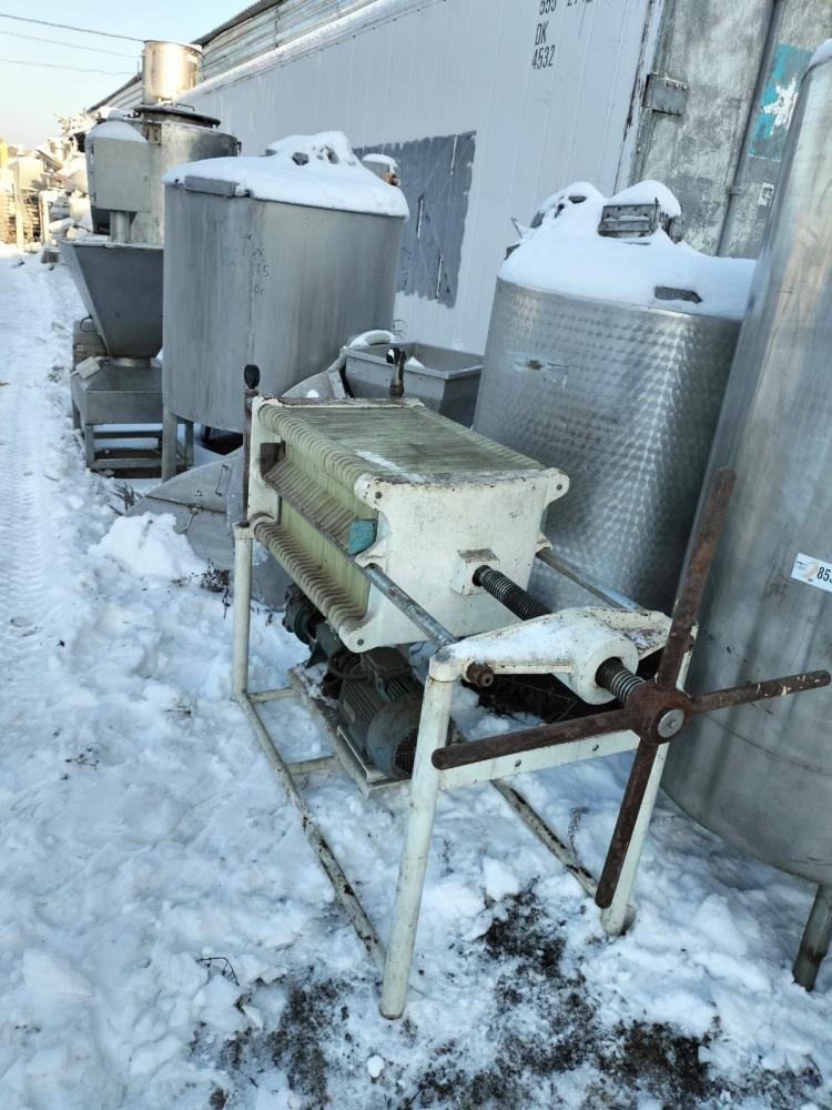 Фильтр-пресс В9-ВФС/423-56, пластины полипропилен 40Х40, ручной зажим инв.8546