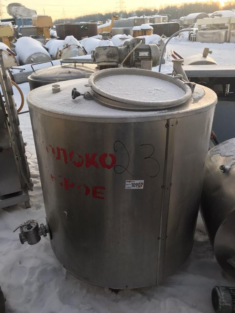 Ёмкость с рубашкой 750л инв.10907