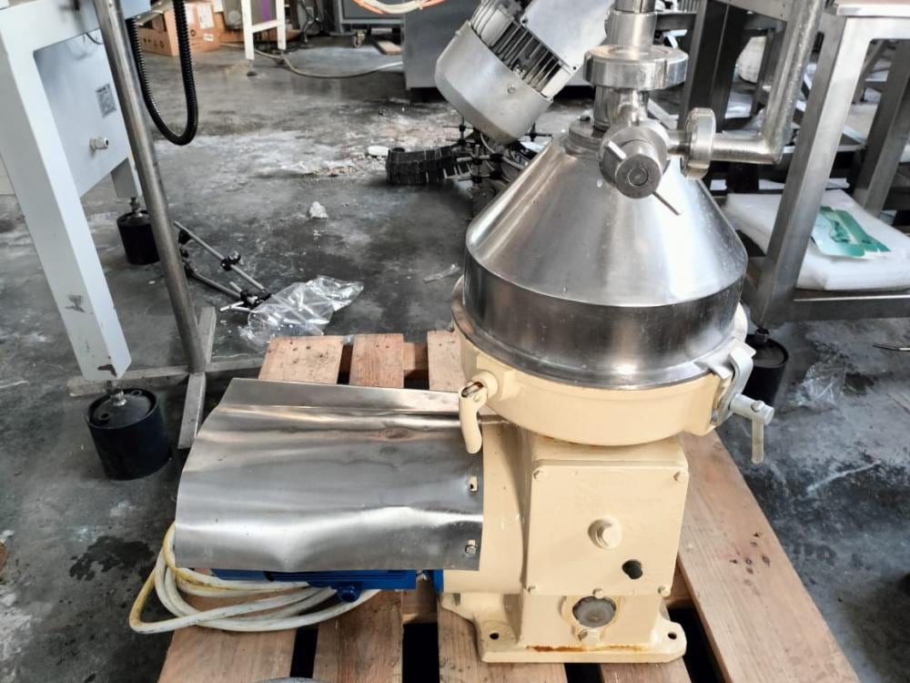 Сепаратор-сливкоотделитель ж5-осцп-1 1000л/час ПЛАВА инв.9675