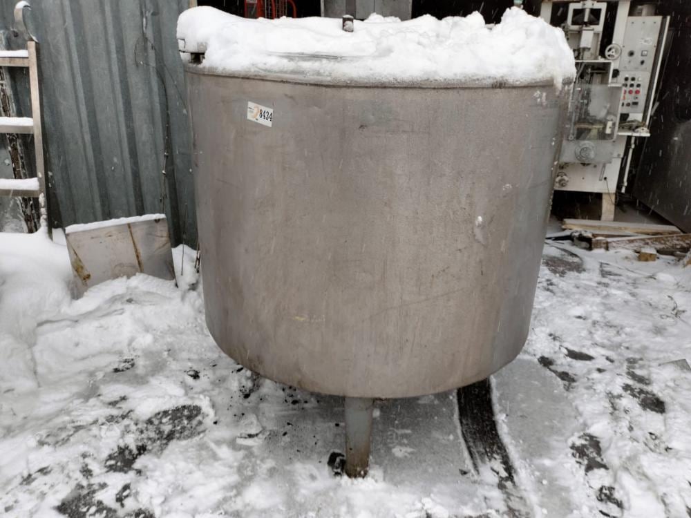 Ёмкость 1000л с рубашкой инв.8434