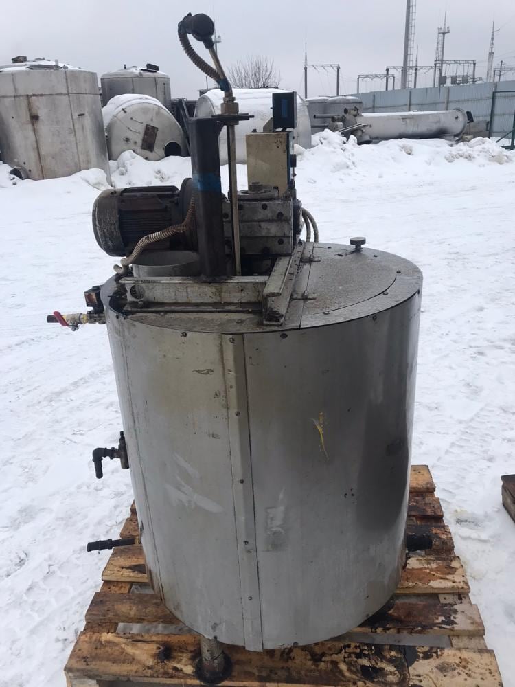 Емкость 200л с рубашкой и пультом  инв.11281