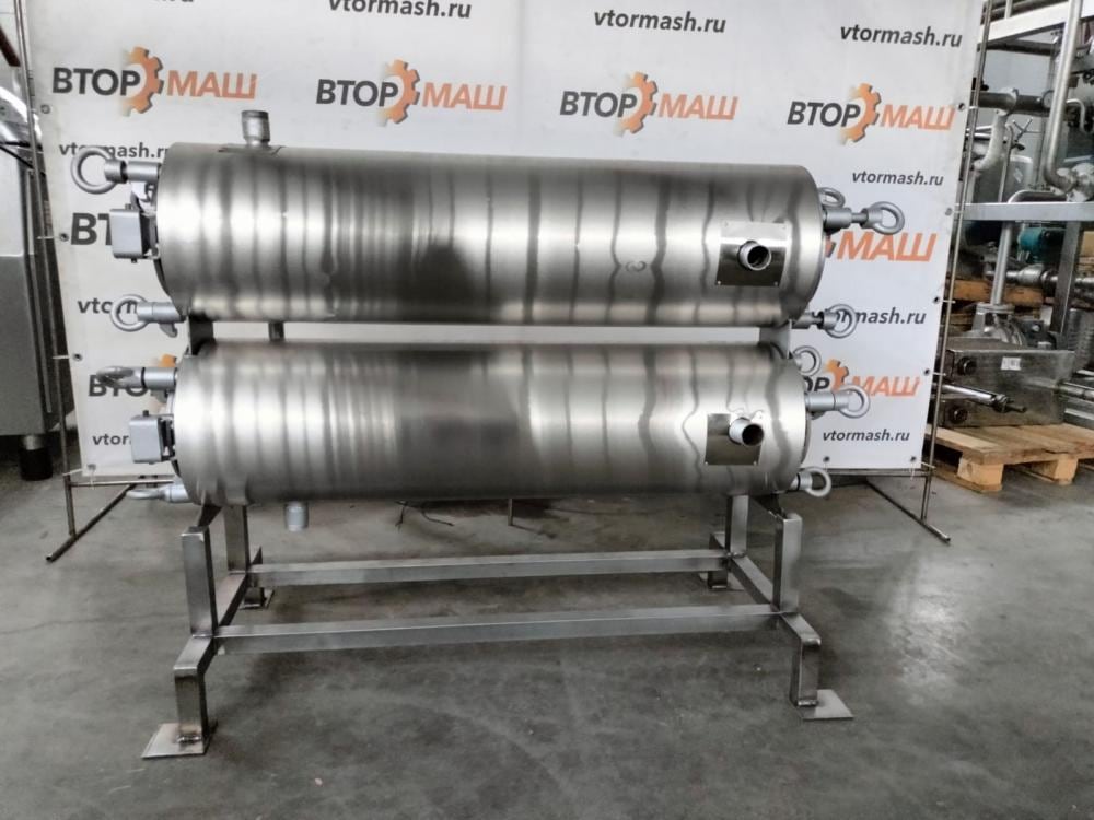 Теплообменник трубчатый двухсекционый Т1-ОУК-5  рама из нерж инв.8485