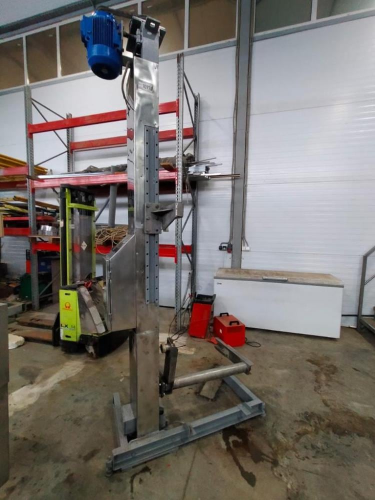 Подъёмник винтовой для тележки 200л инв.10970