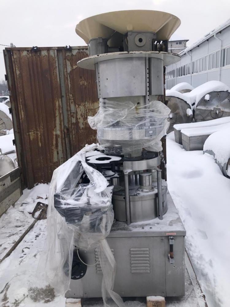 Машина укупорочная DELTA 104RA4 инв.8574